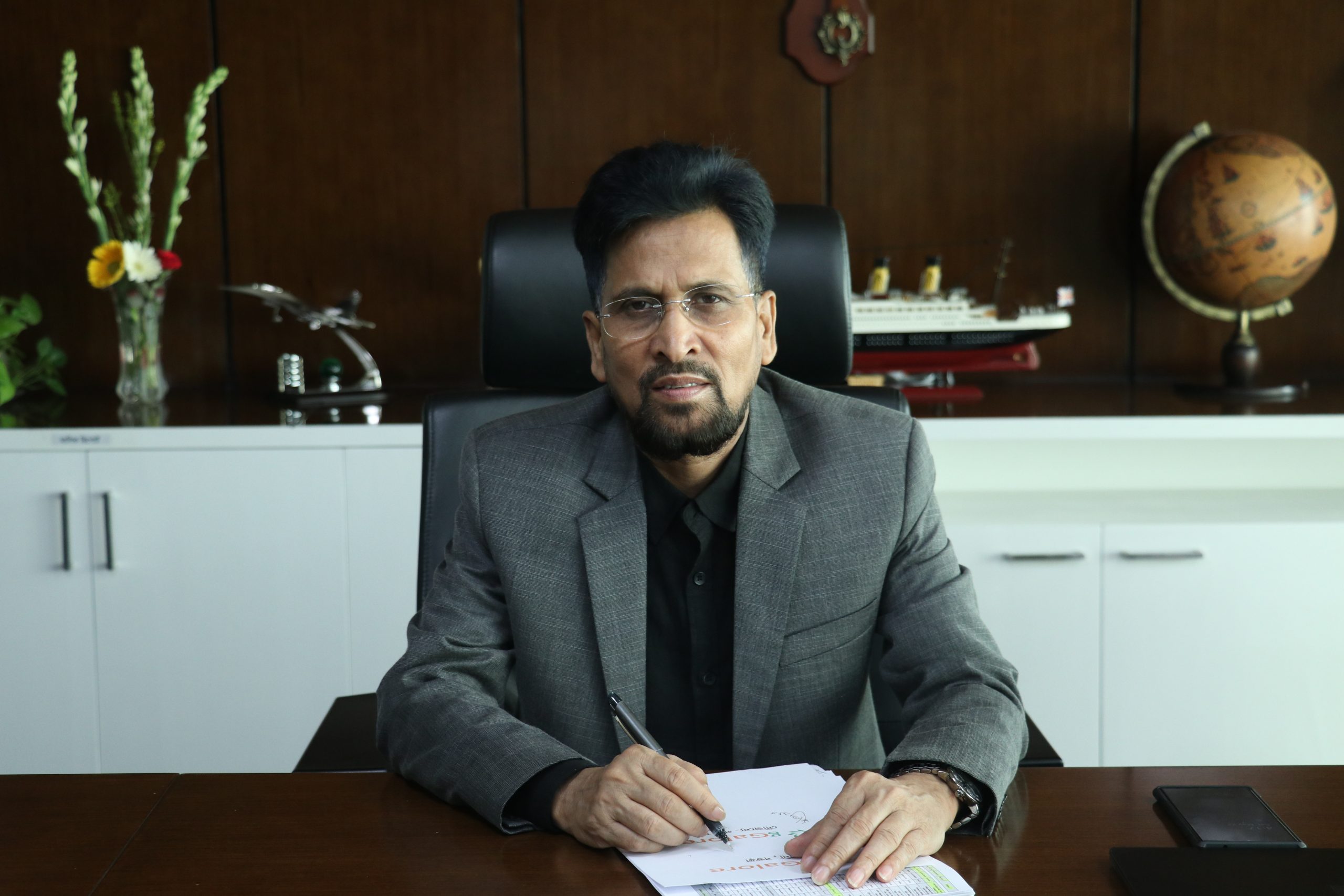 Dr.-Khandaker-Alamgir-Hossain